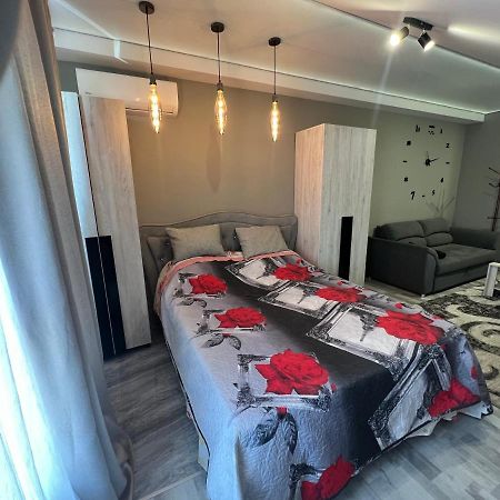 Aparthotel Edinet-Аренда Квартир Единец Exteriör bild