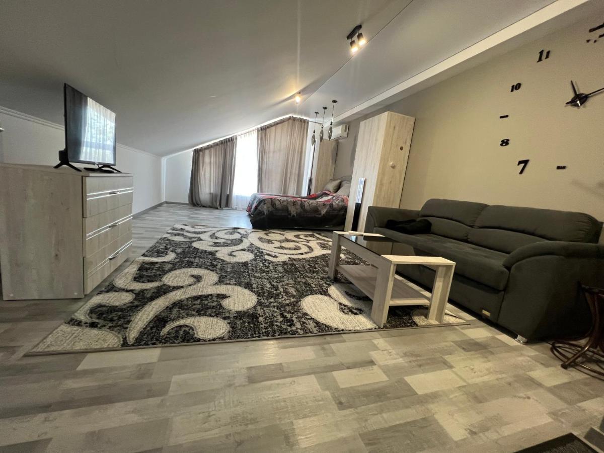 Aparthotel Edinet-Аренда Квартир Единец Exteriör bild