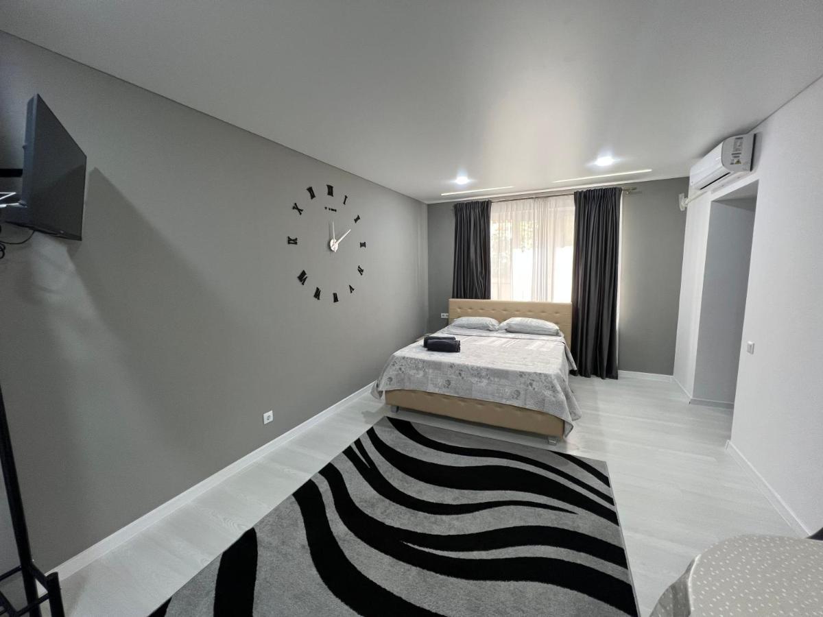 Aparthotel Edinet-Аренда Квартир Единец Exteriör bild