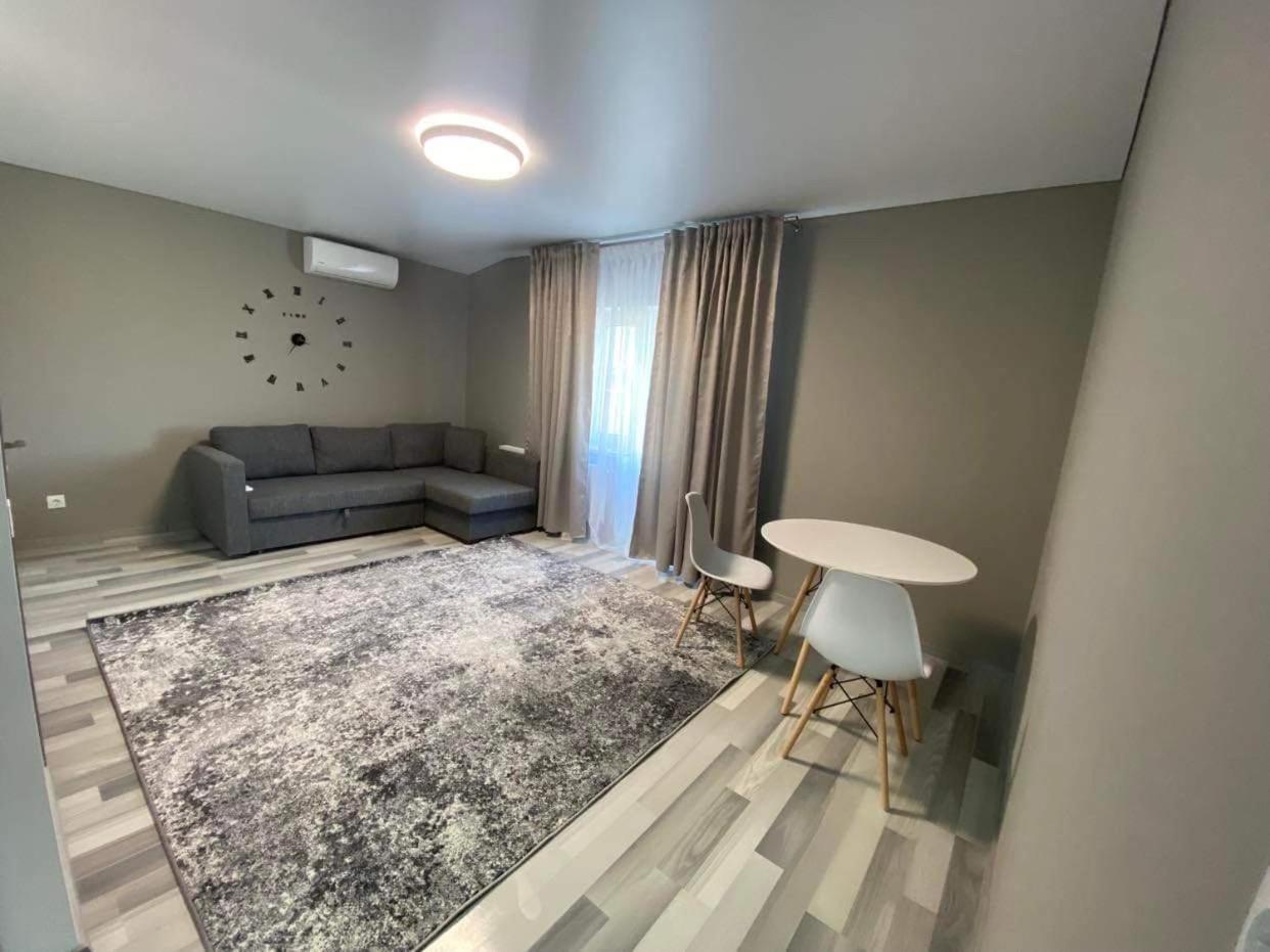 Aparthotel Edinet-Аренда Квартир Единец Exteriör bild