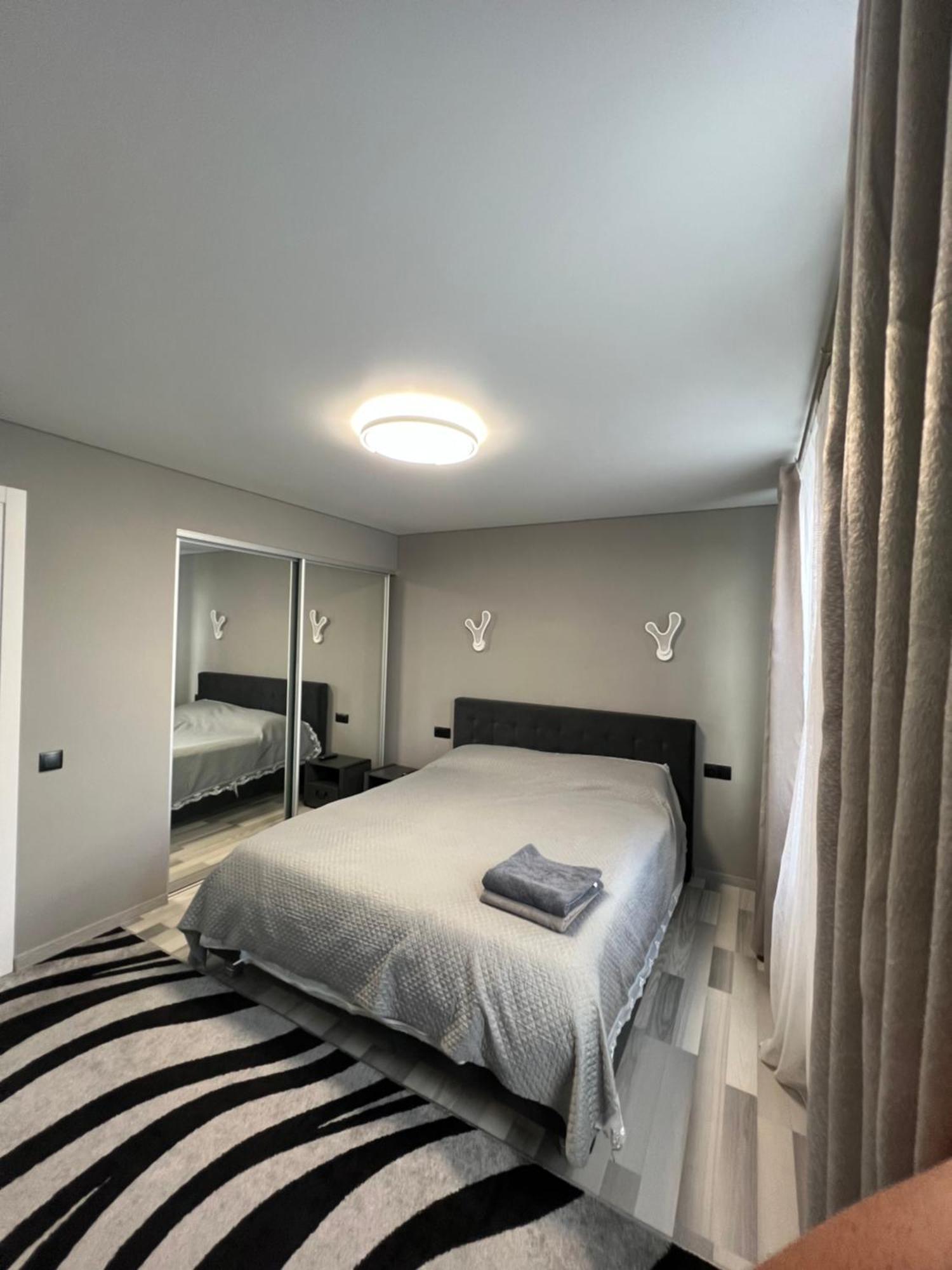 Aparthotel Edinet-Аренда Квартир Единец Exteriör bild